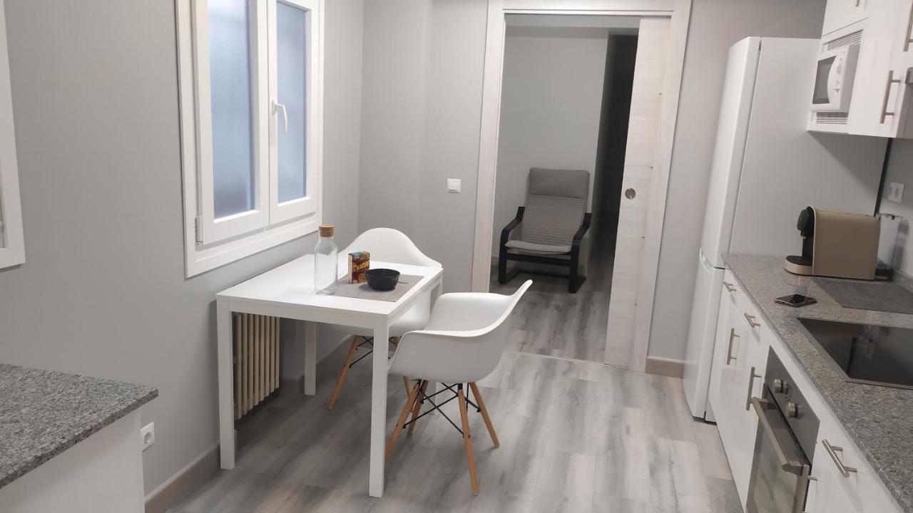 Mirrooms Oviedo Exterior foto